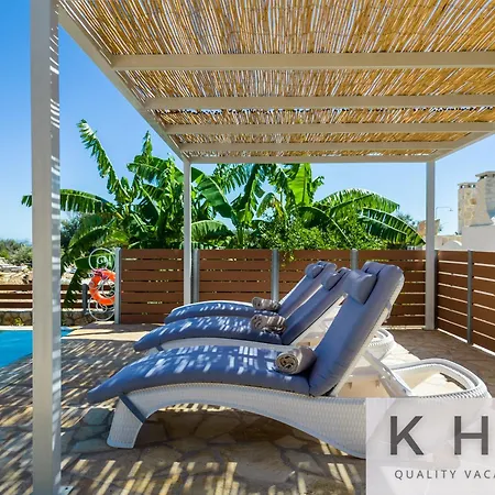 Leo's Red Stone & White Stone Made Villas, 2 With Private Pool In Village