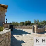 Villa Leo's Red Stone & White Stone Made Villas, 2 With Private Pool In Village *