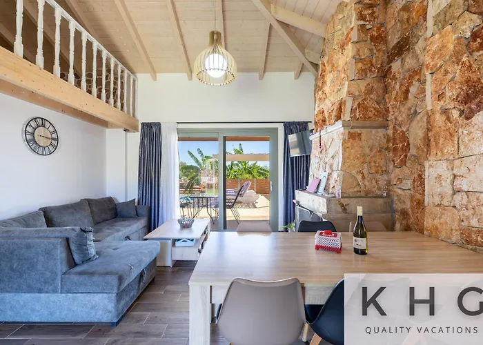 别墅 Leo's Red Stone & White Stone Made Villas, 2 With Private Pool In Village