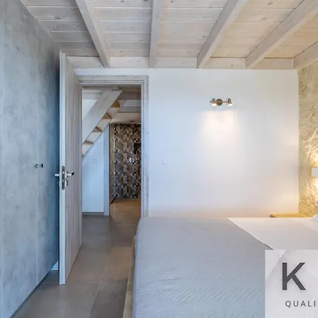 빌라 Leo's Red Stone & White Stone Made Villas, 2 With Private Pool In Village *