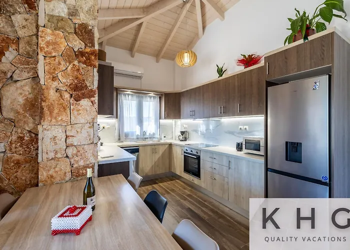 Leo's Red Stone & White Stone Made Villas, 2 With Private Pool In Village * Karavádhos