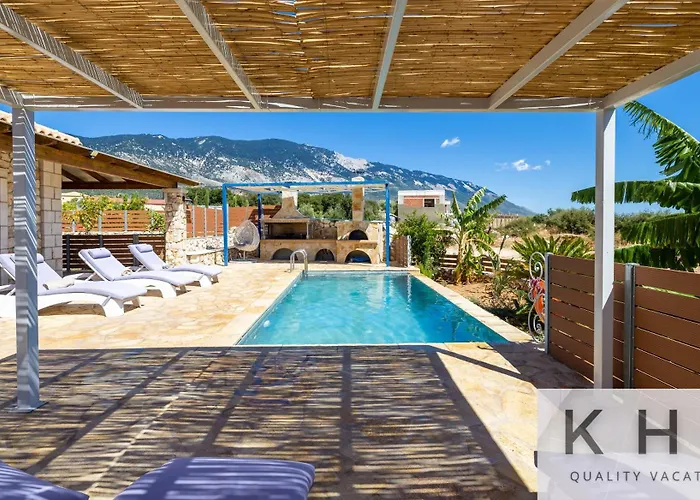 Leo's Red Stone & White Stone Made Villas, 2 With Private Pool In Village Villa Karavádhos