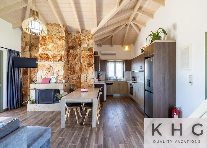 Leo's Red Stone & White Stone Made Villas, 2 With Private Pool In Village * Karavádhos