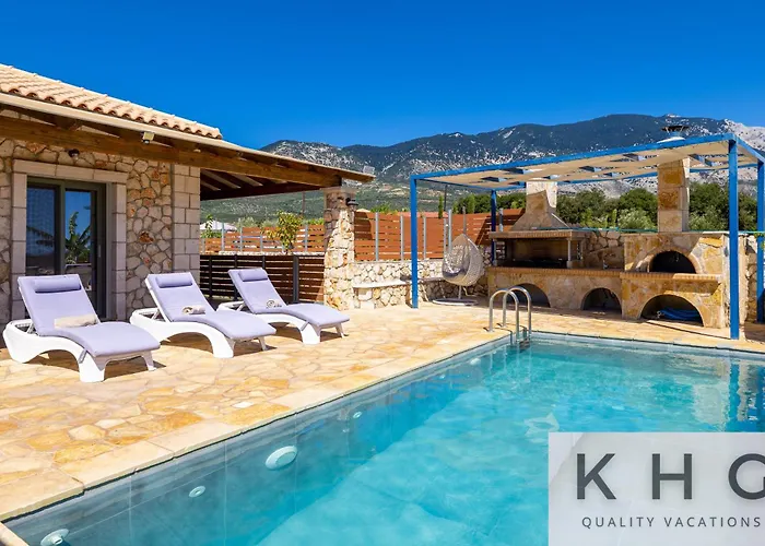 Leo's Red Stone & White Stone Made Villas, 2 With Private Pool In Village *