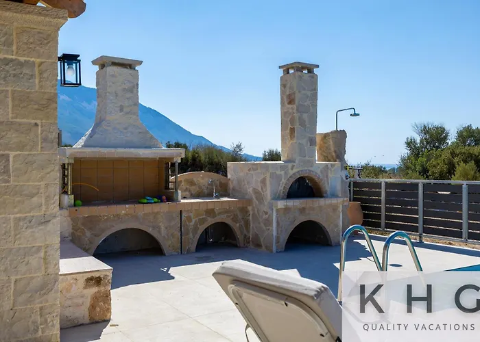 Leo's Red Stone & White Stone Made Villas, 2 With Private Pool In Village Villa *